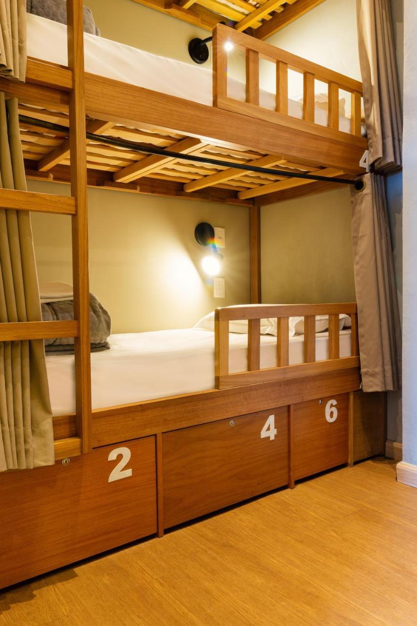 Hello Hostel Грамаду Экстерьер фото