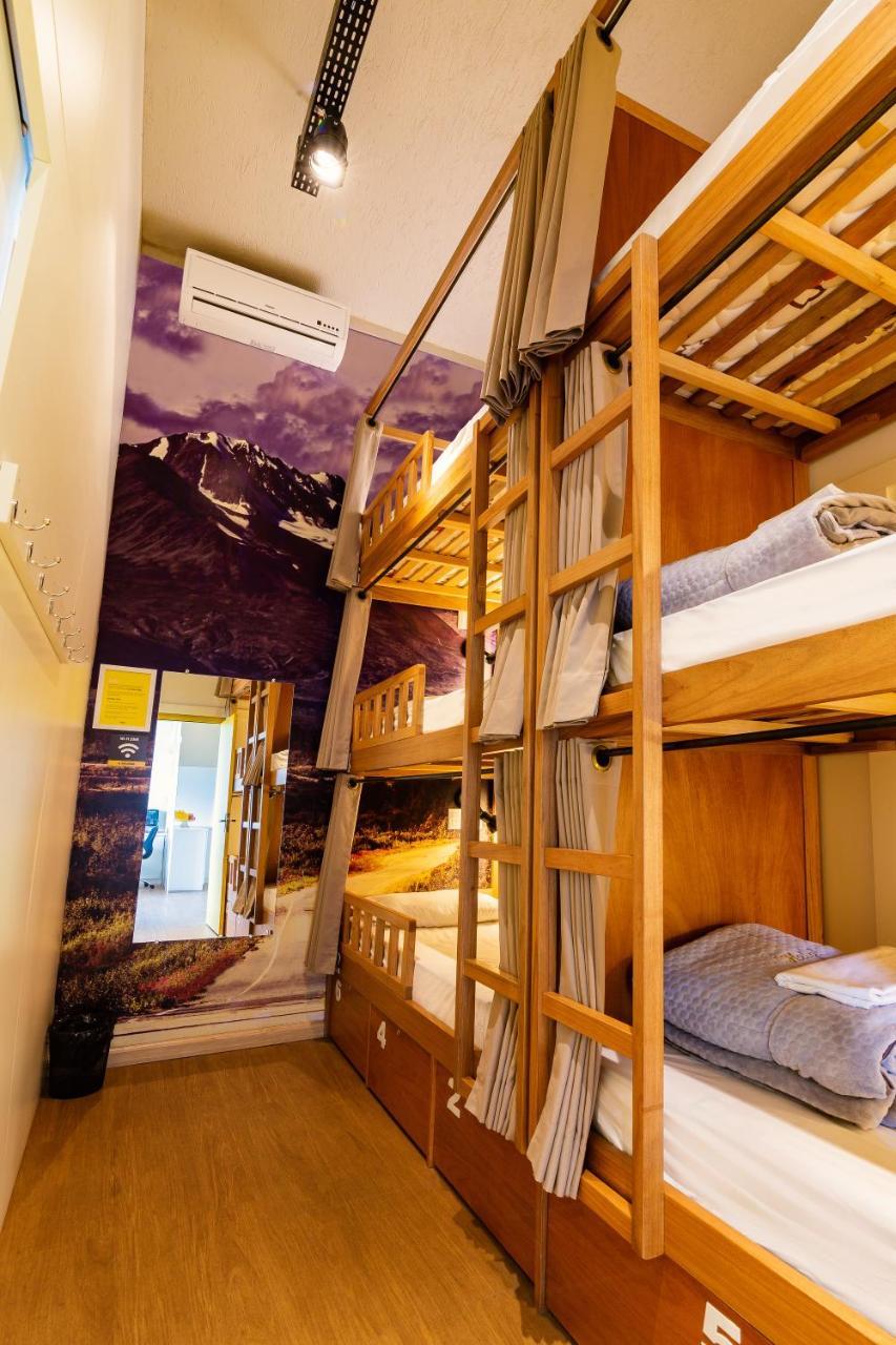 Hello Hostel Грамаду Экстерьер фото
