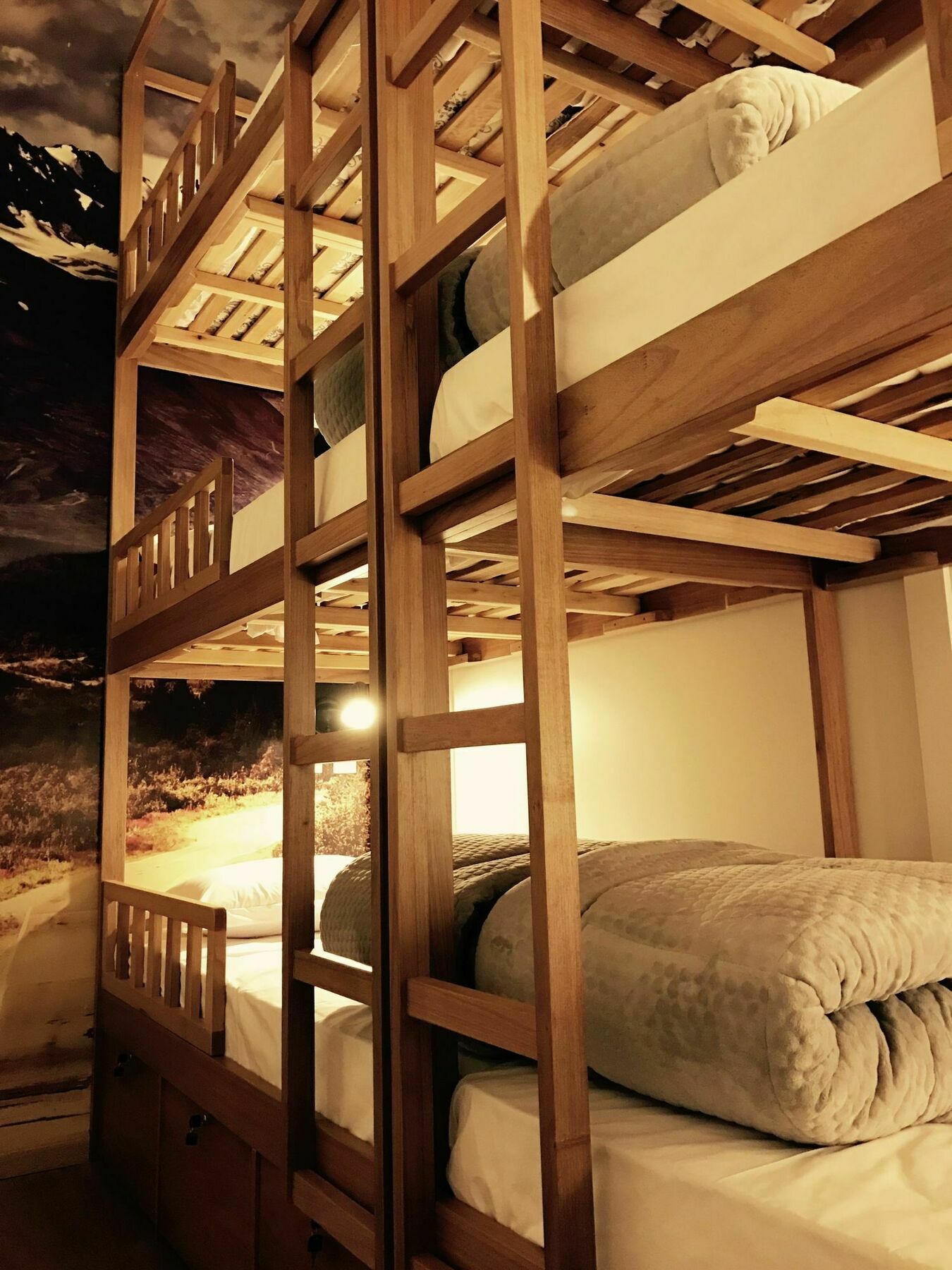 Hello Hostel Грамаду Экстерьер фото